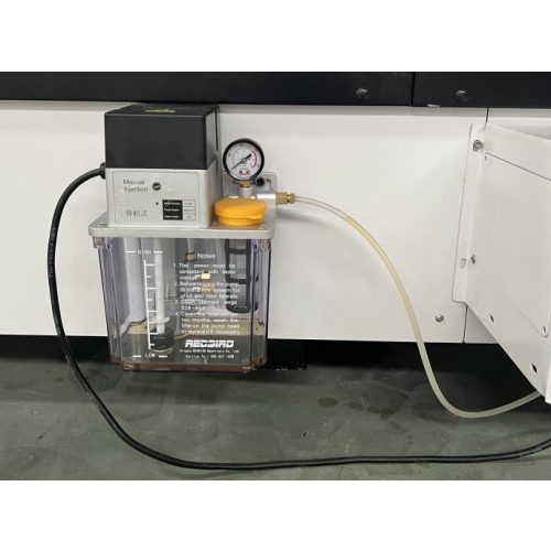 Laserová řezačka kovů FIBER 3000W 130x250cm + příslušenství